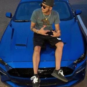 Meet your Posher, Yash